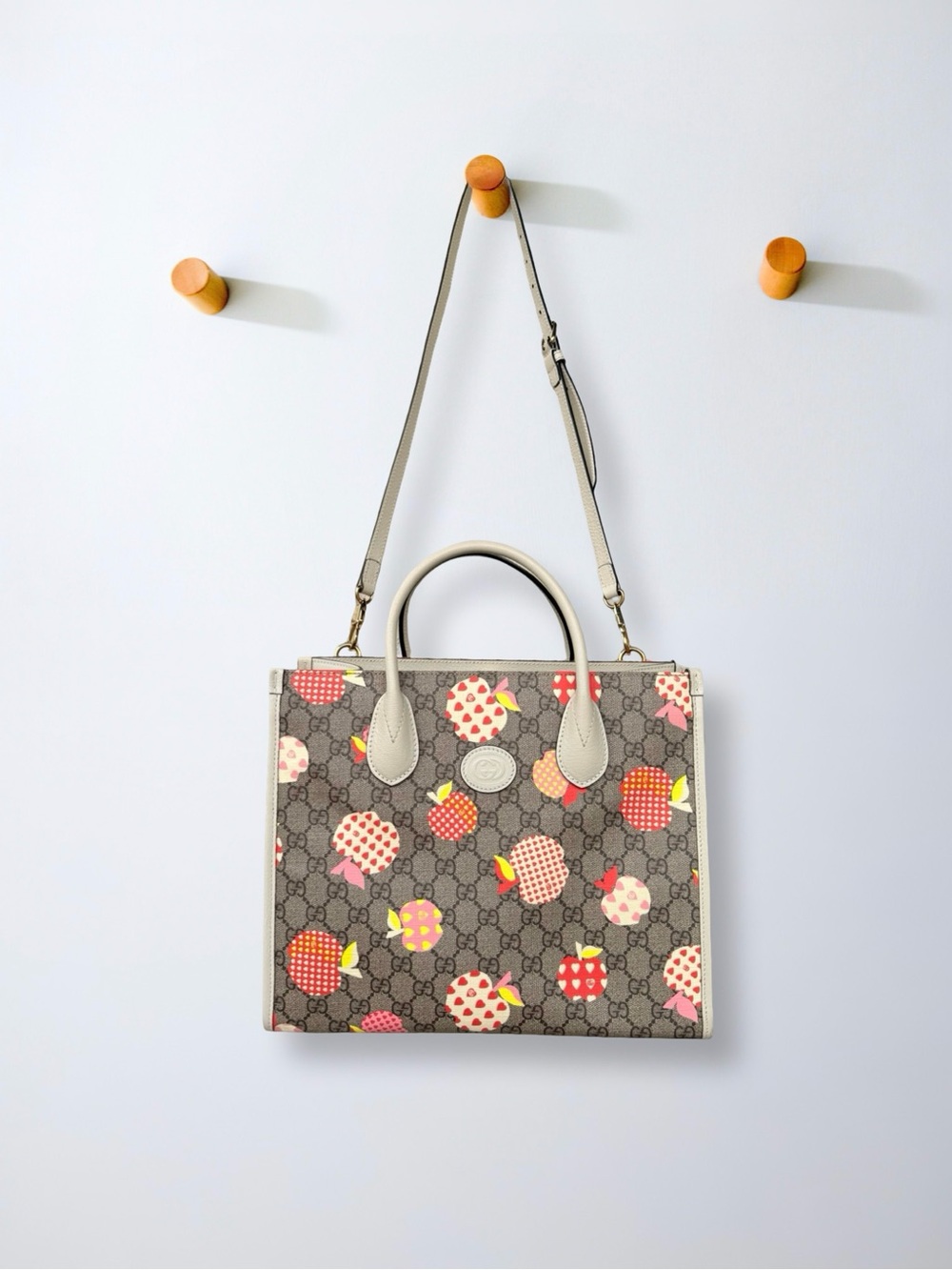 Gucci Les Pommes GG Supreme Small Tote Bag Apple Print Crossbody 659983 - Picture 4 of 16